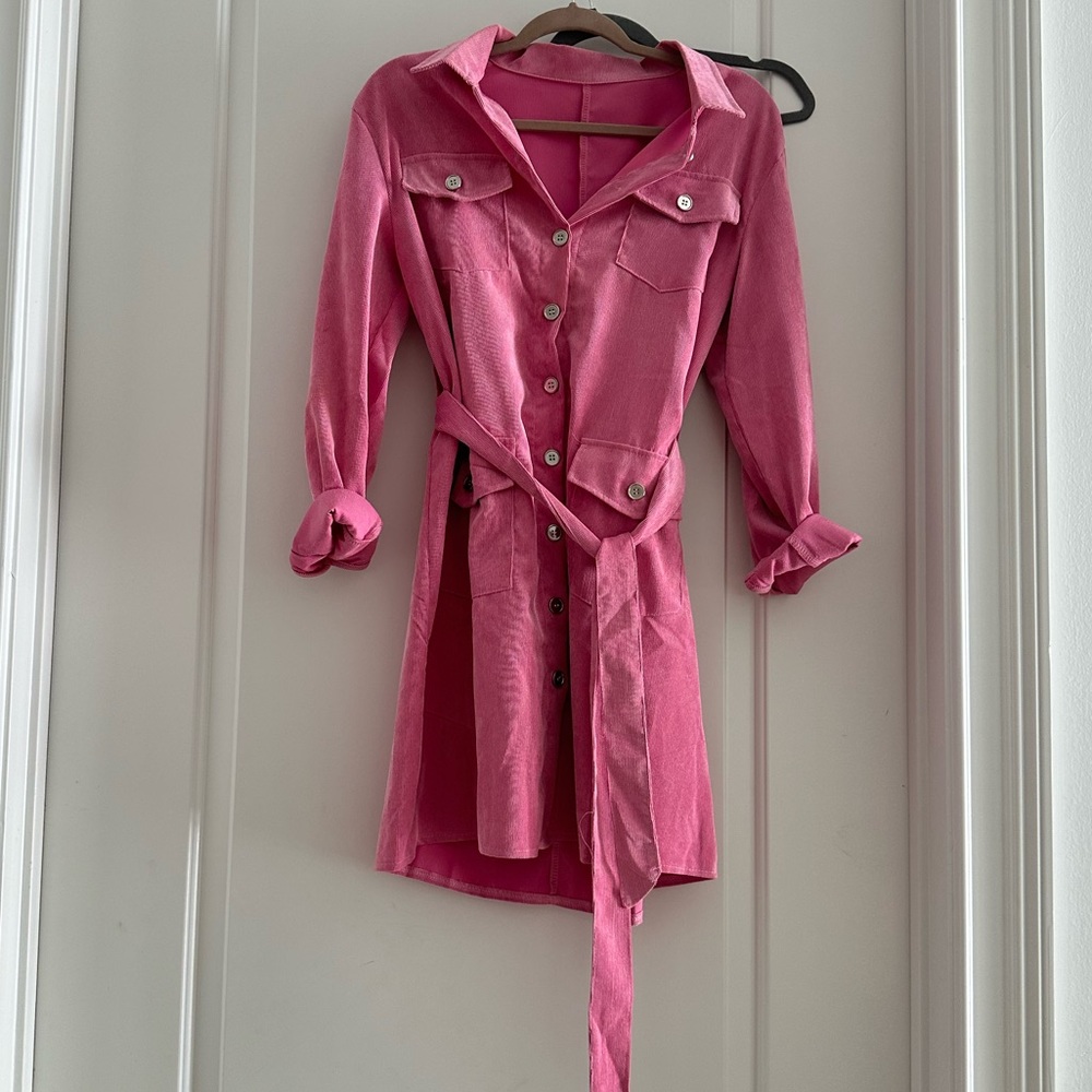 Pink corduroy button down dress Size M belted